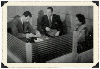 54showroom3.jpg (65206 bytes)