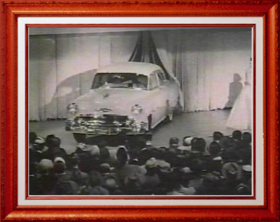 54motorama3.jpg (77831 bytes)