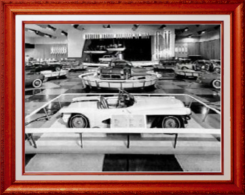 55motorama3.jpg (138381 bytes)